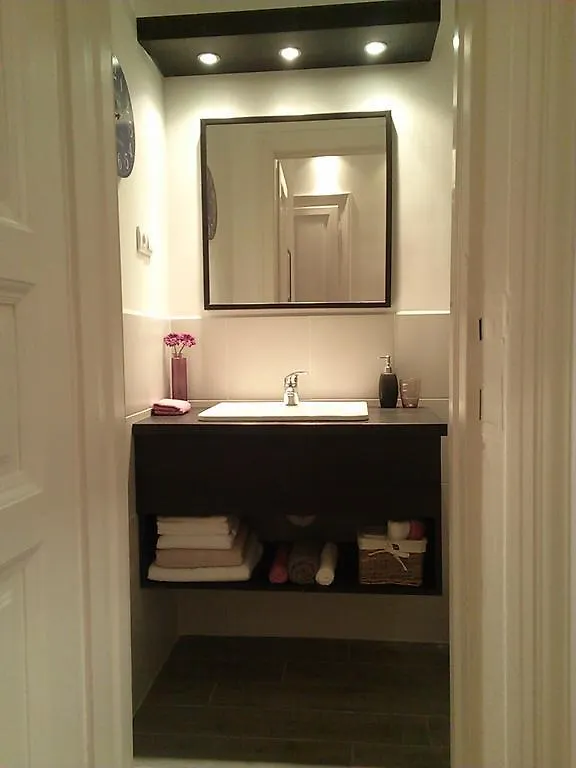 Apartamento Downtown Rising Sun 104 Sq.M Budapest