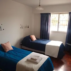 https://espana-house.hotelsmendoza.com
